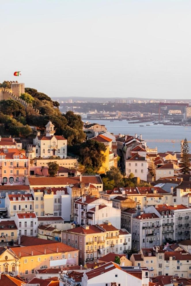 Apartamento Castelo Premium By Homing Lisboa Exterior foto